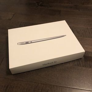 13” Macbook Air (2015 model)